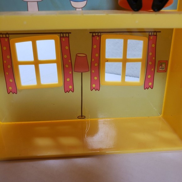 Peppa Pig House Set Toy with Mama Pig foldable Yellow and Red 12" tall - Picture 5 of 16